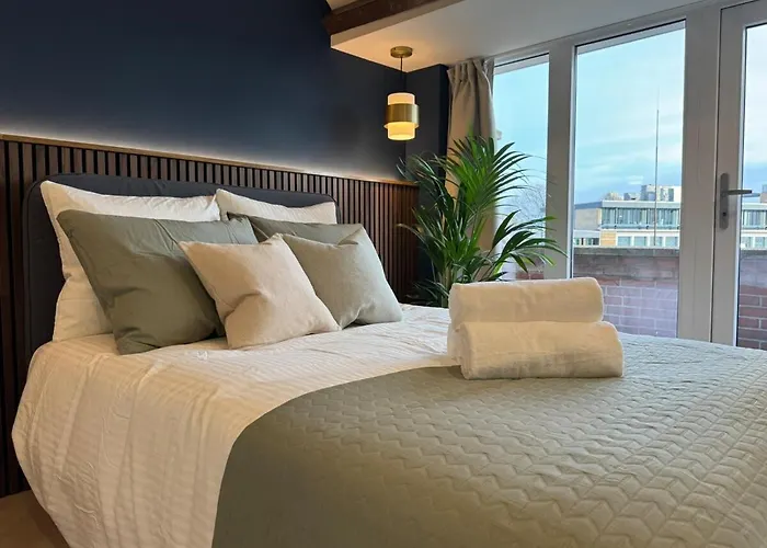 Apartament The Glamorous Chic Garden View R4 Haga