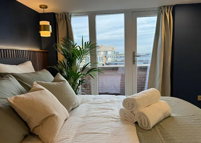 Apartament The Glamorous Chic Garden View R4