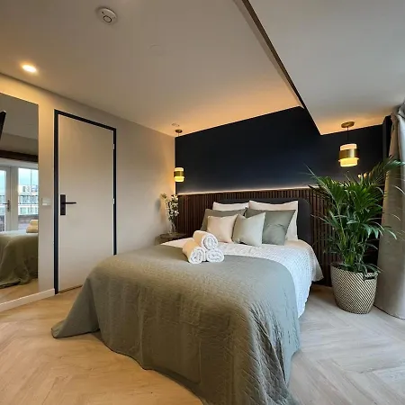 شقة The Glamorous Chic Garden View R4 لاهاي