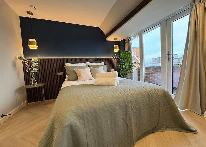 The Glamorous Chic Garden View R4 Appartement La Haye