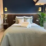 The Glamorous Chic Garden View R4 Appartamento