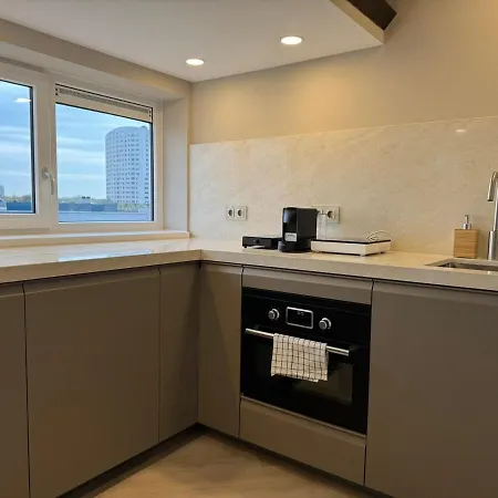 The Glamorous Chic Garden View R4 *